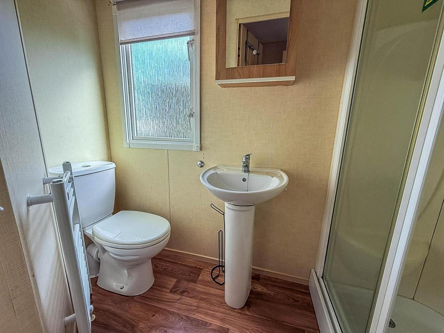Spacious 8 Berth Caravan At Southview Holiday Park Near Skegness Ref 33018Ml Exterior foto
